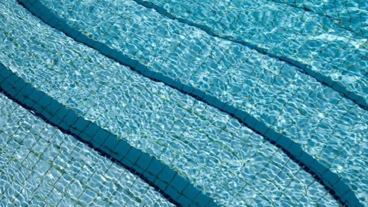 Pool Robot Not Climbing Walls Anymore: Real Causes