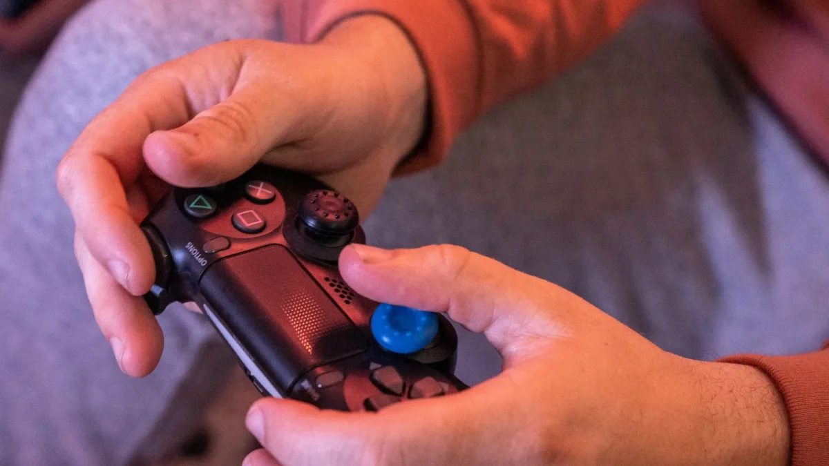 Spot Cleaning and Remote Control: When Manual Wins